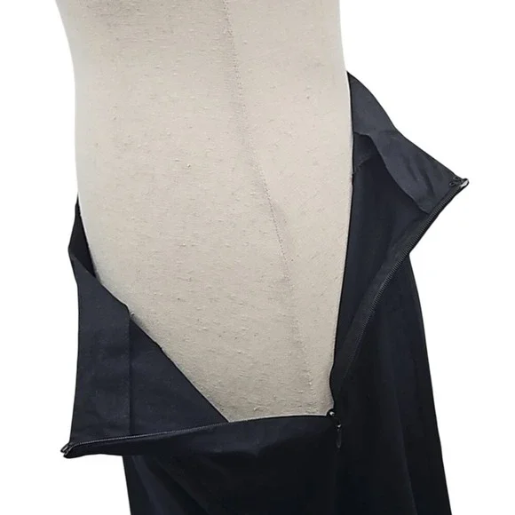 Sunny Leigh Full Midi Skirt Black With Embroidered‎ Light Pink Design Size 8 - Picture 8 of 10